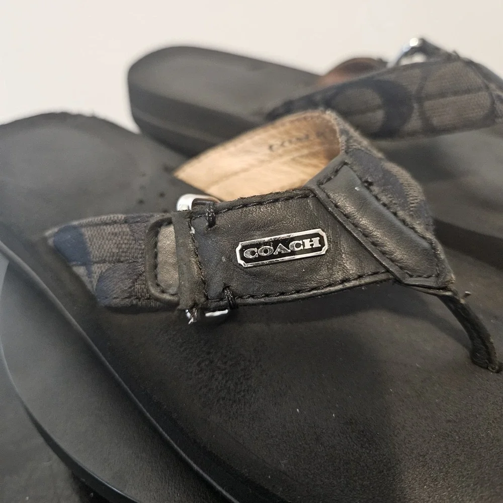 Coach Jada Flip Flops Sandals in Black Women's Size 7